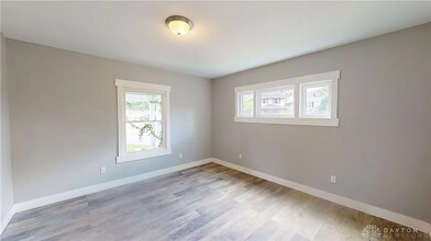 2228 Wayne Ave in Dayton, OH - Building Photo - Building Photo