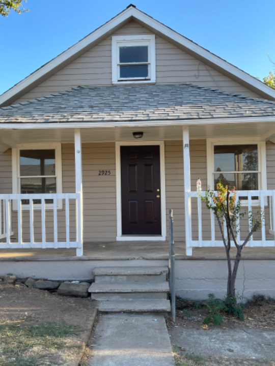 2925 Greenville St in Oroville, CA - Building Photo