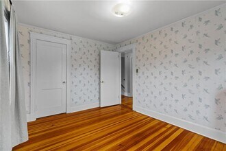 58 Bedlow Ave in Newport, RI - Building Photo - Building Photo