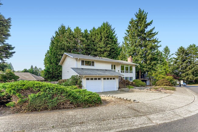 property at 17018 NE 42nd St