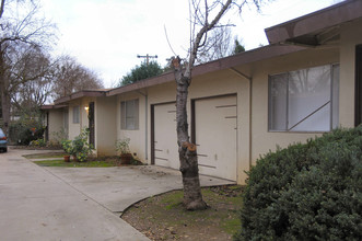 10460 Coloma Rd in Rancho Cordova, CA - Building Photo - Building Photo