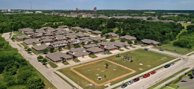 301 Stockade Ln in Denton, TX - Building Photo - Building Photo