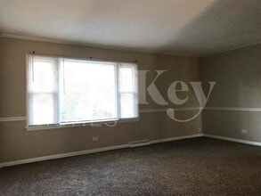 752 W Hawley St in Mundelein, IL - Building Photo - Building Photo