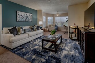 The Grand Reserve Lee Vista in Orlando, FL - Building Photo - Building Photo