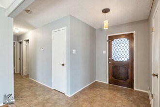 35 Shepherds Cove in Abilene, TX - Building Photo - Building Photo