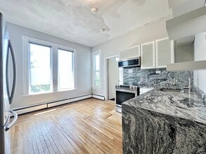 253 Federal St, Unit 2L in Providence, RI - Building Photo - Building Photo