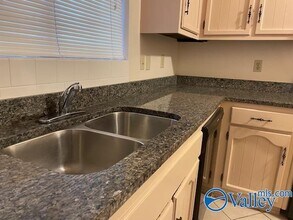 206 Springvale Cir in Madison, AL - Building Photo - Building Photo