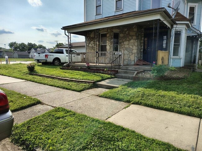 2241 E 3rd St in Dayton, OH - Building Photo - Building Photo