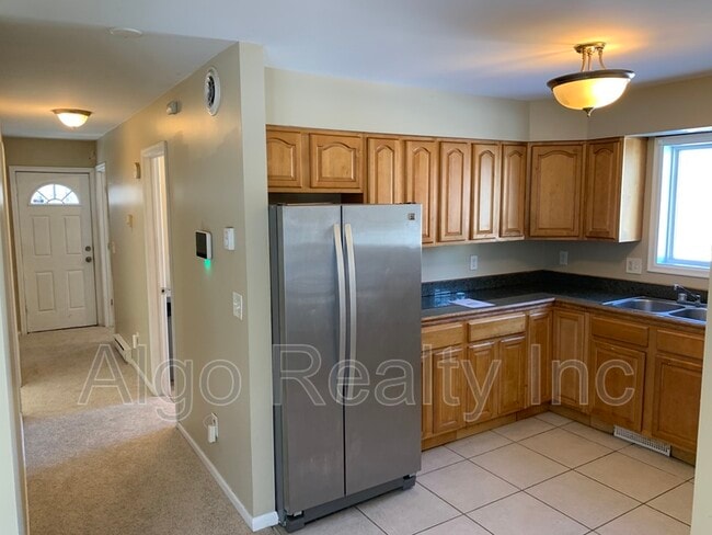 1427 N Morgan Ave in Minneapolis, MN - Building Photo - Building Photo