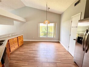 8807 Parliament Ct in Kissimmee, FL - Building Photo - Building Photo