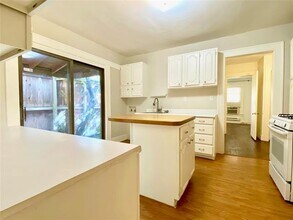 3717 Throckmorton St in Dallas, TX - Building Photo - Building Photo