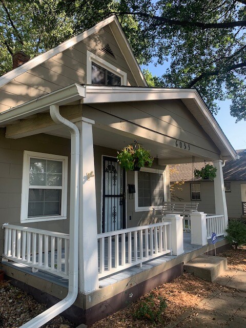 6033 Harrison St in Kansas City, MO - Building Photo