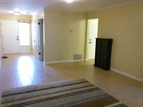 726 Almond Dr in Watsonville, CA - Building Photo - Building Photo