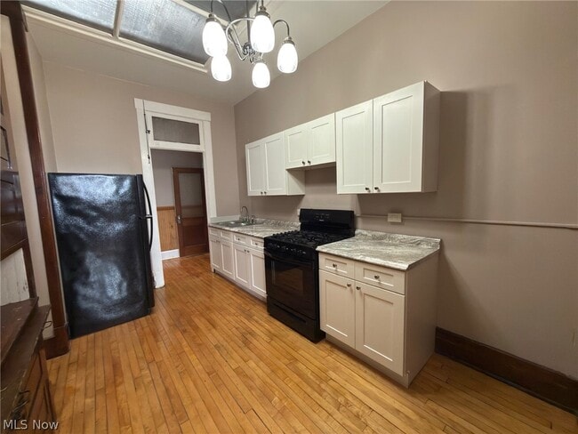 153 S Main St in Columbiana, OH - Building Photo - Building Photo