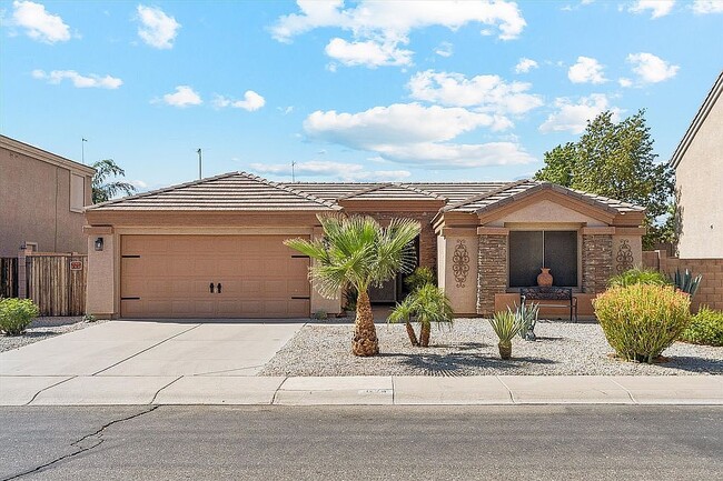property at 1274 W Castle Dr