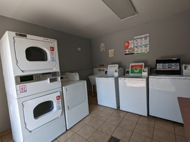 1003 Leaf Ave in Stockton, CA - Building Photo