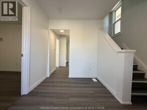 941 Cataraqui St in Windsor, ON - Building Photo - Building Photo