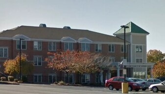 42 Vernon St in Worcester, MA - Building Photo