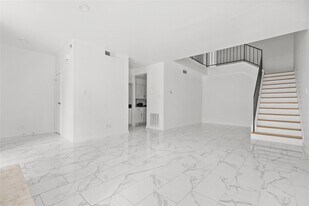 2409 Bering Dr in Houston, TX - Building Photo