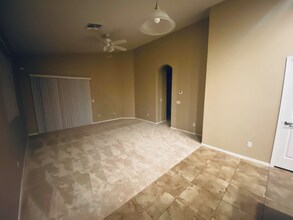 3710 W Lydia Ln in Phoenix, AZ - Building Photo - Building Photo