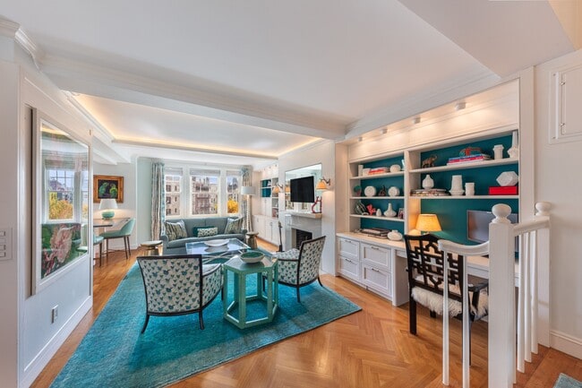 property at 299 W 12th St