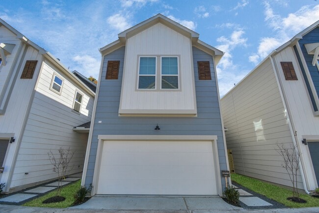 778 W Tidwell Rd in Houston, TX - Building Photo - Building Photo