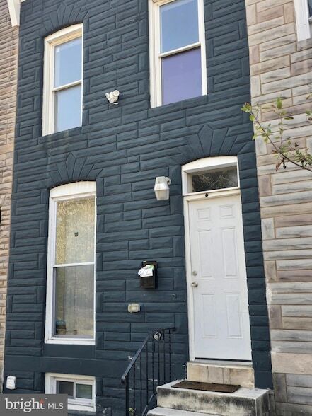 1629 E Oliver St in Baltimore, MD - Building Photo