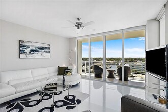 2831 N Ocean Blvd in Fort Lauderdale, FL - Building Photo - Building Photo