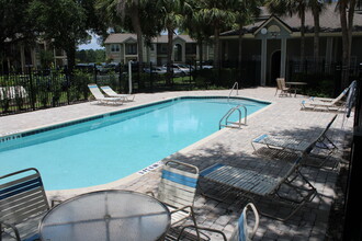 2550 N Alafaya Trl, Unit Waterford landing in Orlando, FL - Foto de edificio - Building Photo