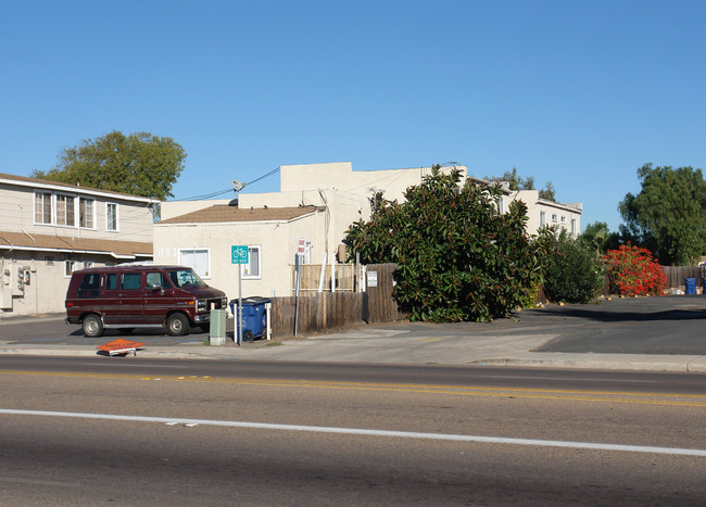 1183-1193 3rd Ave in Chula Vista, CA - Building Photo - Building Photo