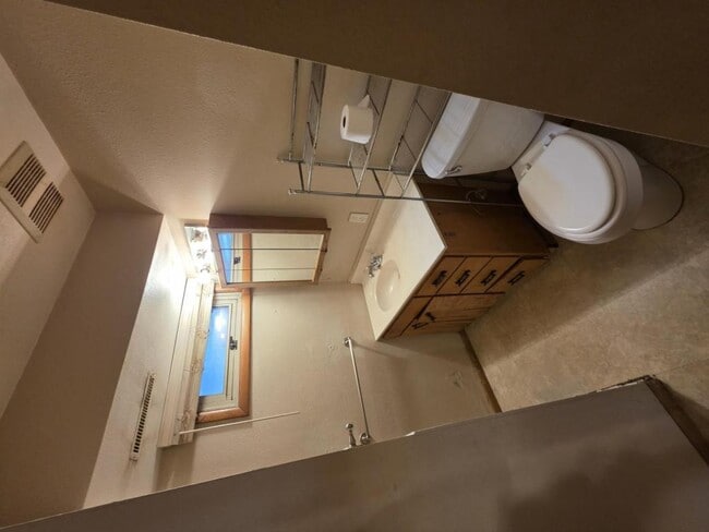 property at 527 S 12th St