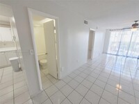 3716 NE 168th St in North Miami Beach, FL - Building Photo - Building Photo