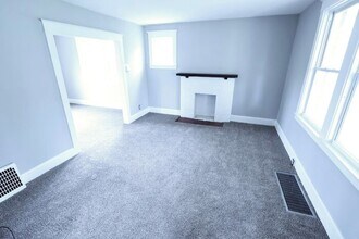 1598 Pilgrim St in Akron, OH - Building Photo - Building Photo