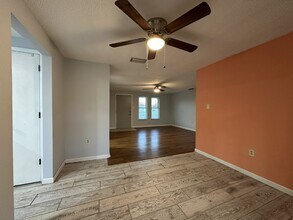 22527 Utica Ave in Port Charlotte, FL - Building Photo - Building Photo