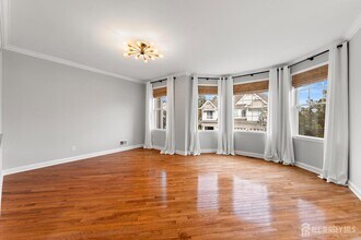 19 S Shore Dr in South Amboy, NJ - Building Photo - Building Photo
