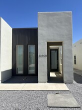 10608 Hidden Palm Pl in El Paso, TX - Foto de edificio - Building Photo