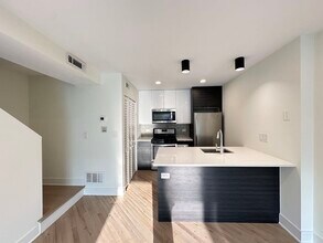 949 W Grace St in Chicago, IL - Building Photo - Building Photo