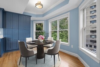 75 Winchester St in Brookline, MA - Building Photo - Building Photo