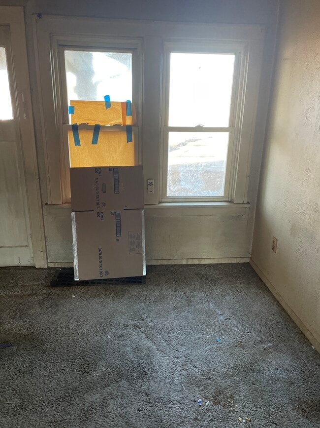 228 Whitelaw Ave in East Alton, IL - Building Photo - Building Photo