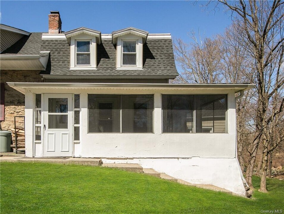 248 Cherry Ln in Ramapo, NY - Building Photo