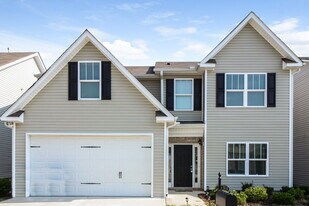 41 Crescent Chase in Dallas, GA - Building Photo