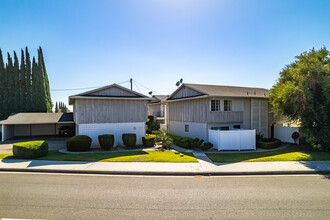 13131 Magnolia St in Garden Grove, CA - Building Photo - Building Photo