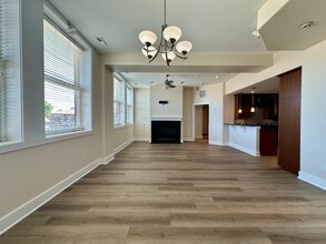 2105 N Meridian St in Indianapolis, IN - Building Photo - Building Photo