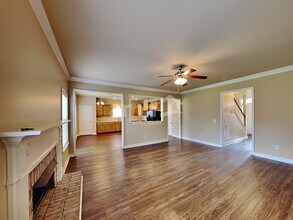 3016 Sommette Dr in Spring Hill, TN - Building Photo - Building Photo