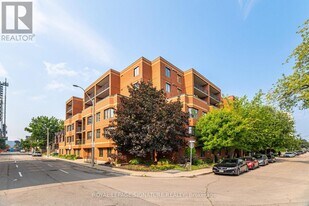 47 Caroline St N in Hamilton, ON - Building Photo
