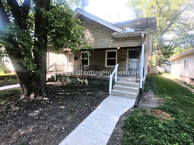 property at 528-530 N Chester Ave