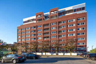 80 Bay Street Lndg in Staten Island, NY - Building Photo - Building Photo