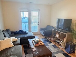 3 Kent Ct, Unit 1 in Somerville, MA - Building Photo - Building Photo