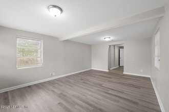 1630 W 34th St in Jacksonville, FL - Building Photo - Building Photo