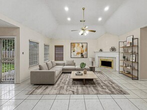 13607 Sable Ln in Houston, TX - Building Photo - Building Photo